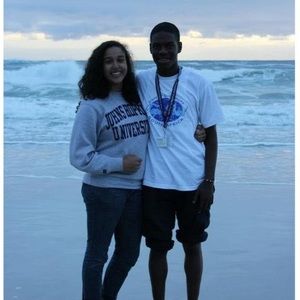 Meet your Posher, Cole